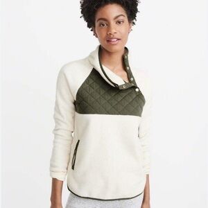 Abercrombie & Fitch Quilted Fleece Pullover Snap Sweatshirt White Black Size S